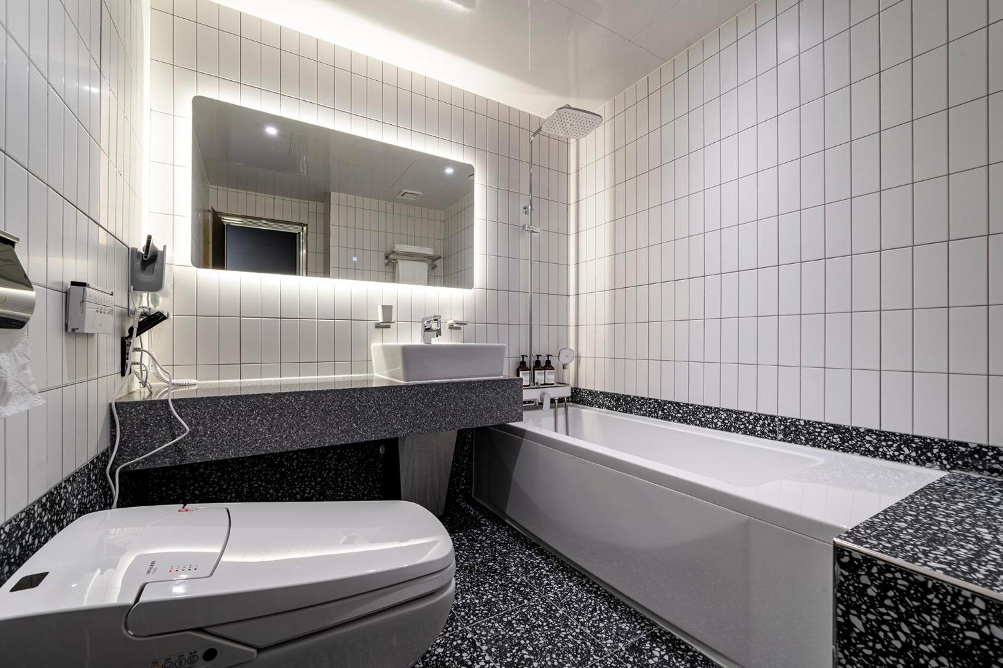 Urban Brown Hotel Chungju City Hall מראה חיצוני תמונה