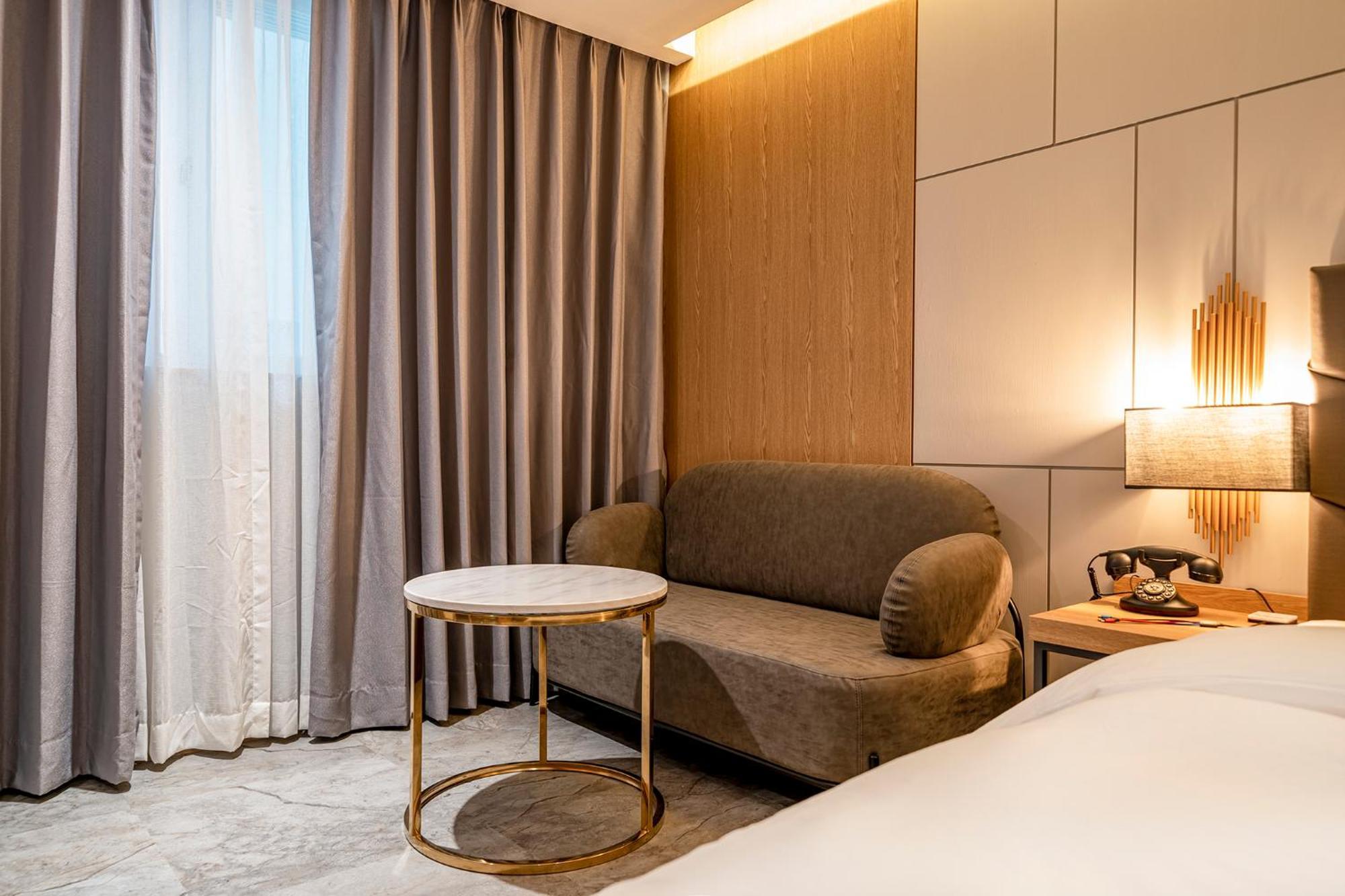 Urban Brown Hotel Chungju City Hall מראה חיצוני תמונה