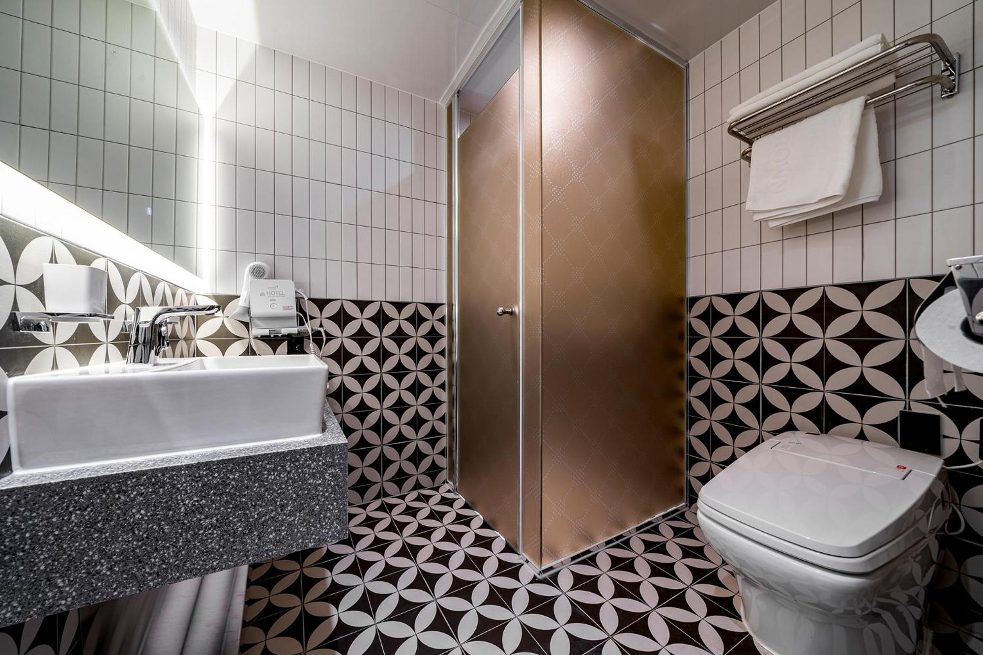 Urban Brown Hotel Chungju City Hall מראה חיצוני תמונה